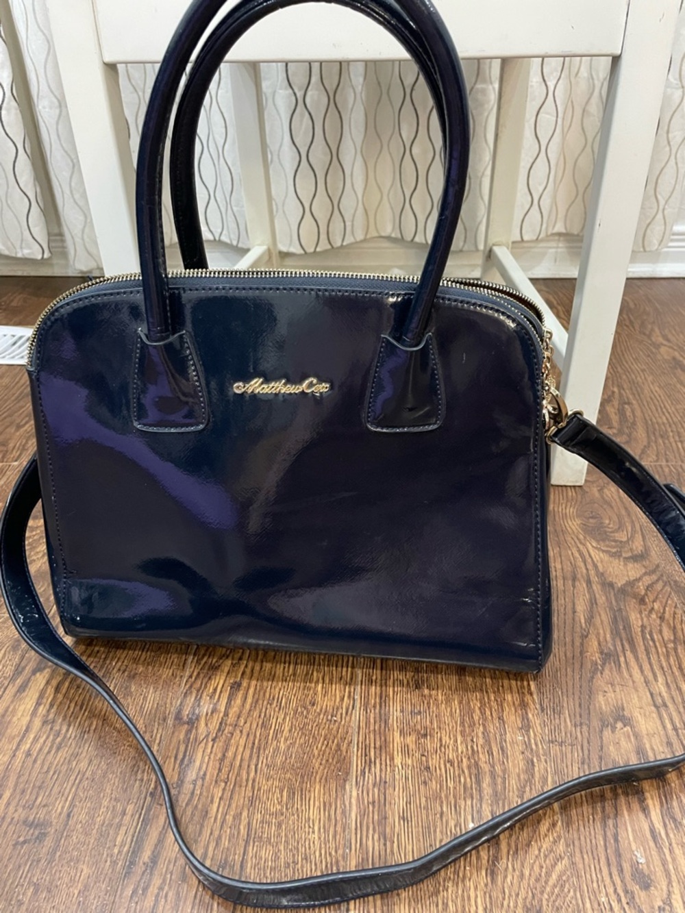 Like new Navy handbag 👜 - Picture 14 of 15
